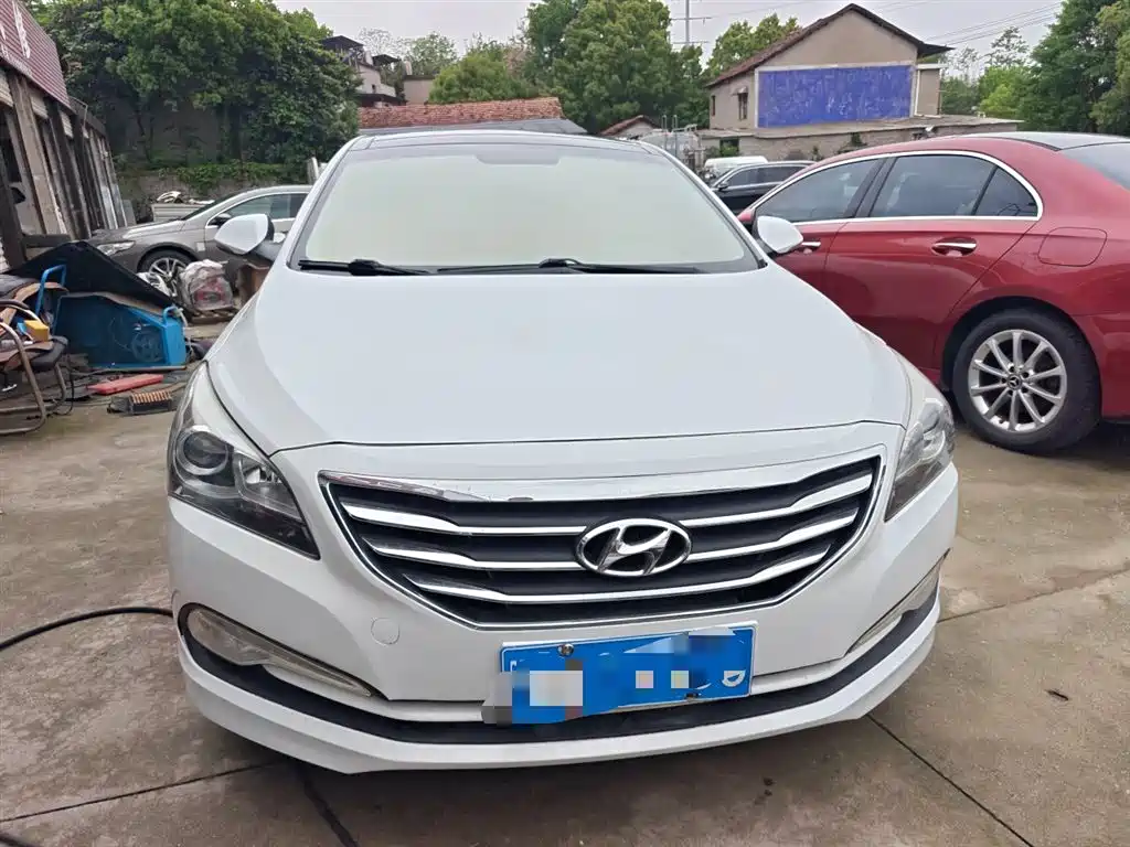 Hyundai Mistra 2016 1.8L Automatic Smart GLS фото 3