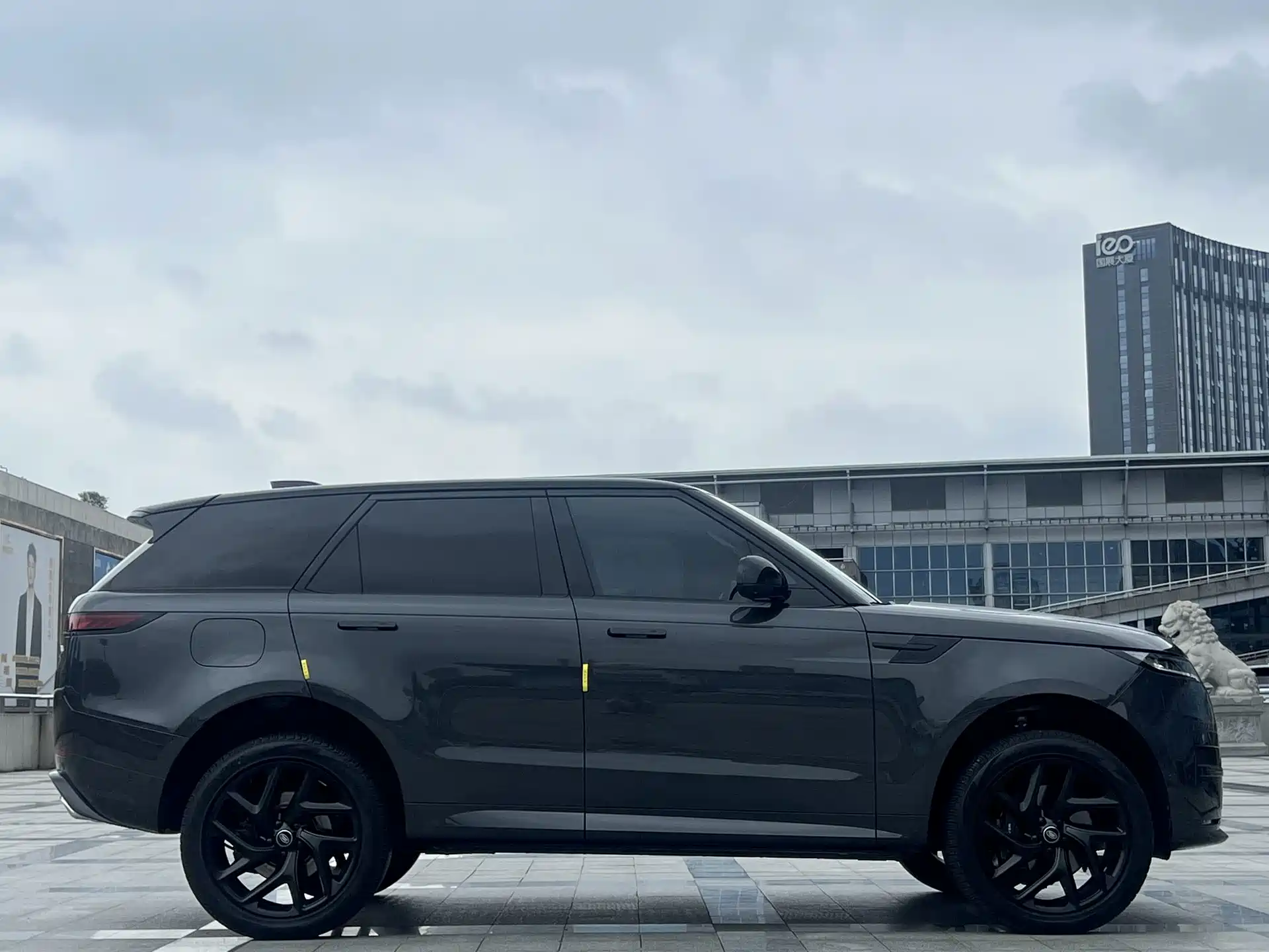 Фото 7 - Land Rover Range Rover Sport