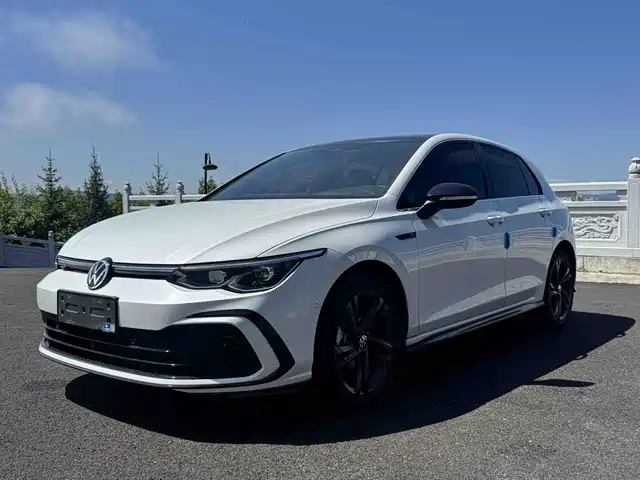 Volkswagen Golf 280TSI DSG R-Line