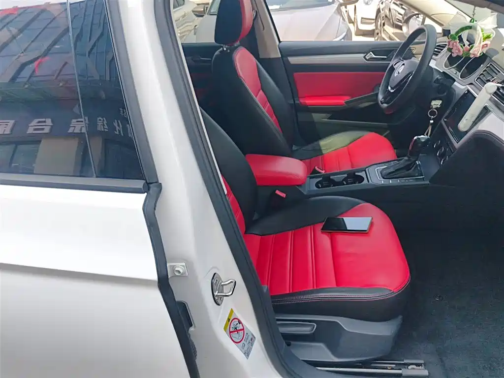 Volkswagen Lamando 2018 230TSI DSG Trend Edition фото 20