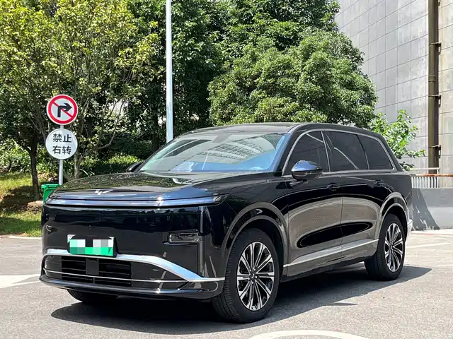  Wuling Motors Wuling Starlight L