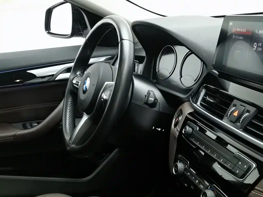 BMW X2 2021 Facelift sDrive25i M Sport Package фото 22