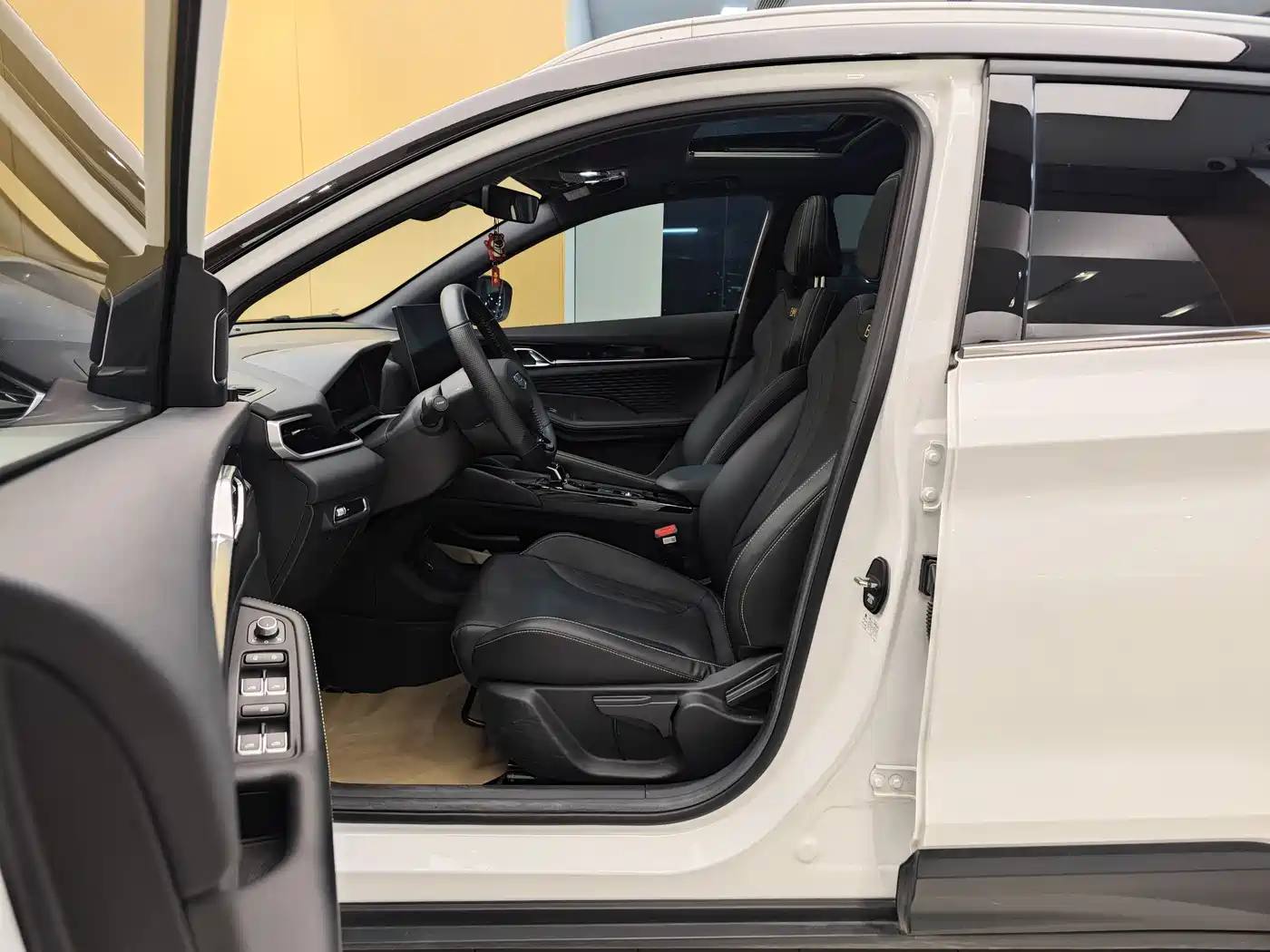 GEELY AUTOMOBILE BINYUE