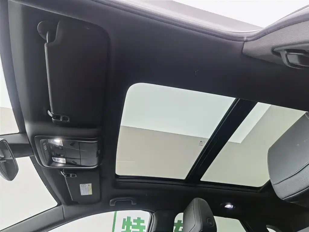 Cadillac XT5 2022 2.0T 2WD Luxury фото 14