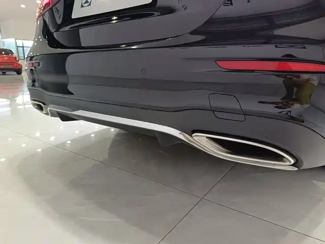Mercedes-Benz E-Class 2023 Facelift E 300 L Sport Fashion — фото 4