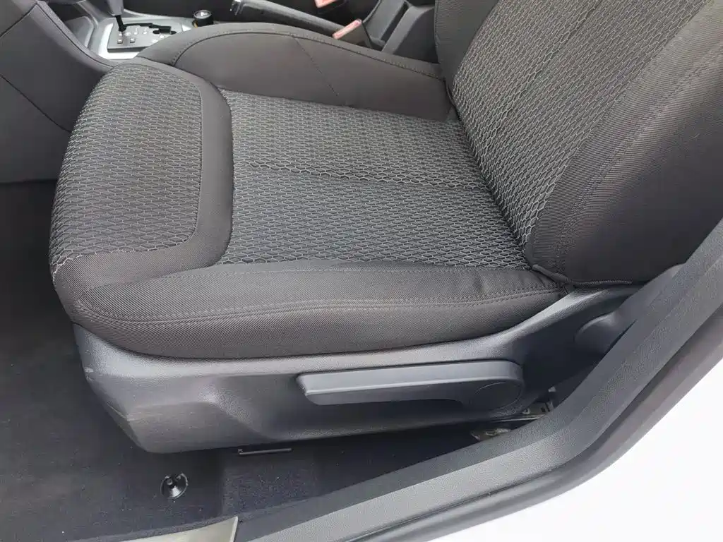 Peugeot 308 2013 Model 1.6L Automatic Superior Style фото 20