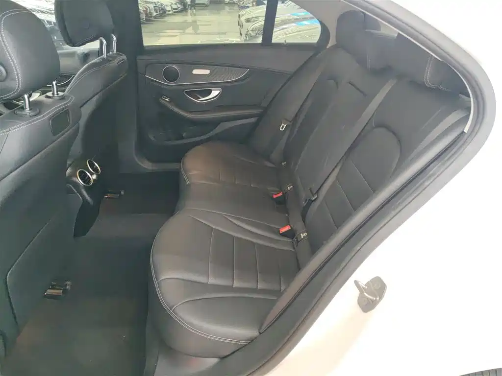 Mercedes-Benz C-Class 2018 C 200 L Sport Edition фото 17