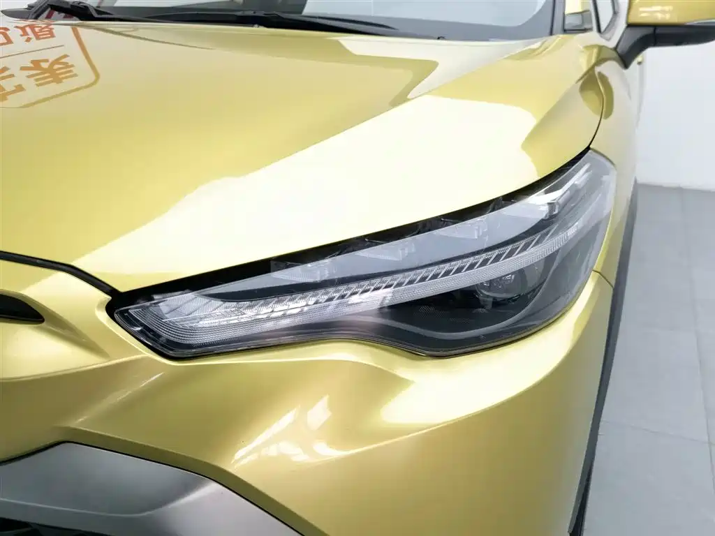 Toyota Frontlander 2022 2.0L CVT Luxury PLUS Edition фото 7