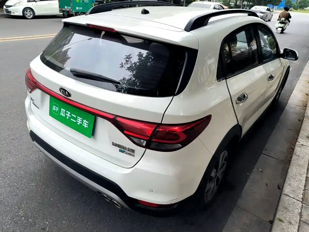 Kia KX CROSS 2018 2017 1.4L AT GLS