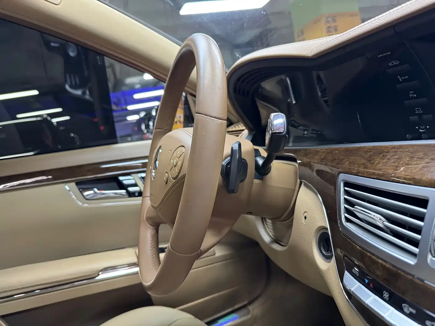 Mercedes-Benz S-Class 2012 S 300 L Business Grand Edition фото 19