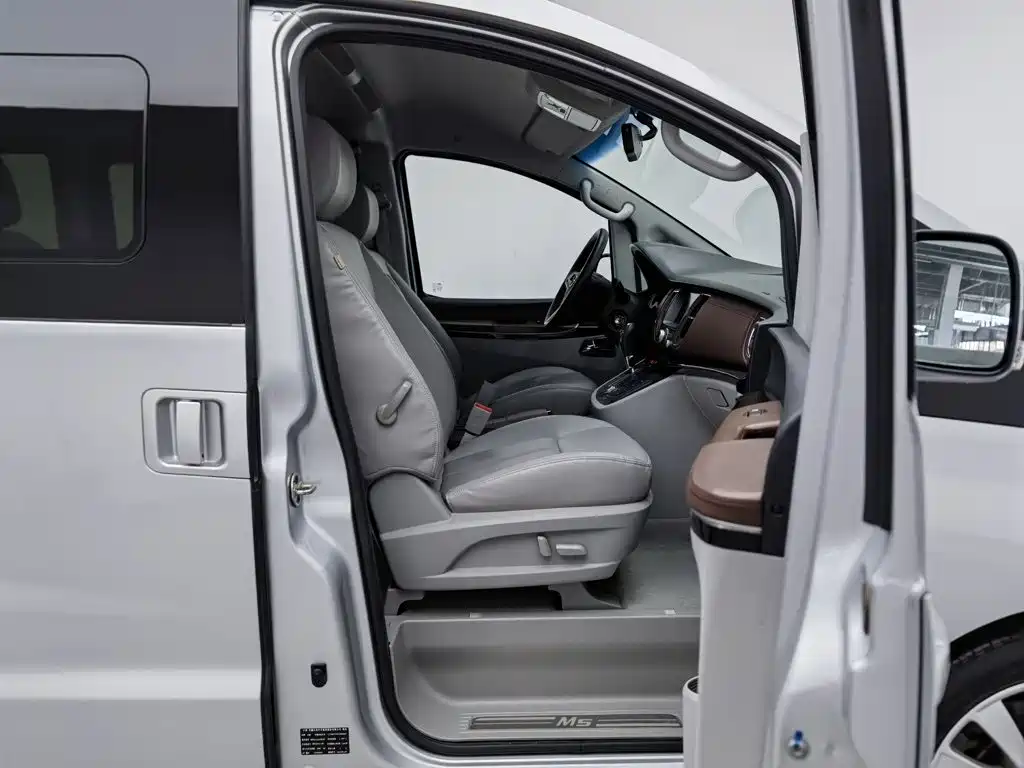 JAC Motors Refine M5 2018 2017 2.0T Gasoline DCT Executive Edition
