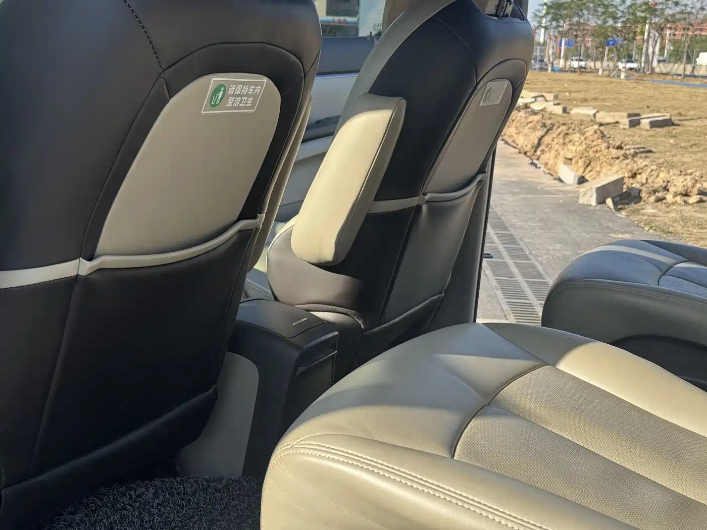 Buick GL8 2011 3.0L XT Luxury Business Flagship фото 16