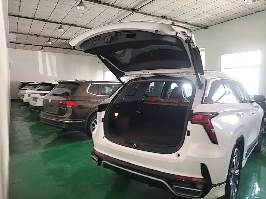 Changan CS75 PLUS 2025 2024 3rd Generation Champion Edition 1.5T Smart Drive Power Type