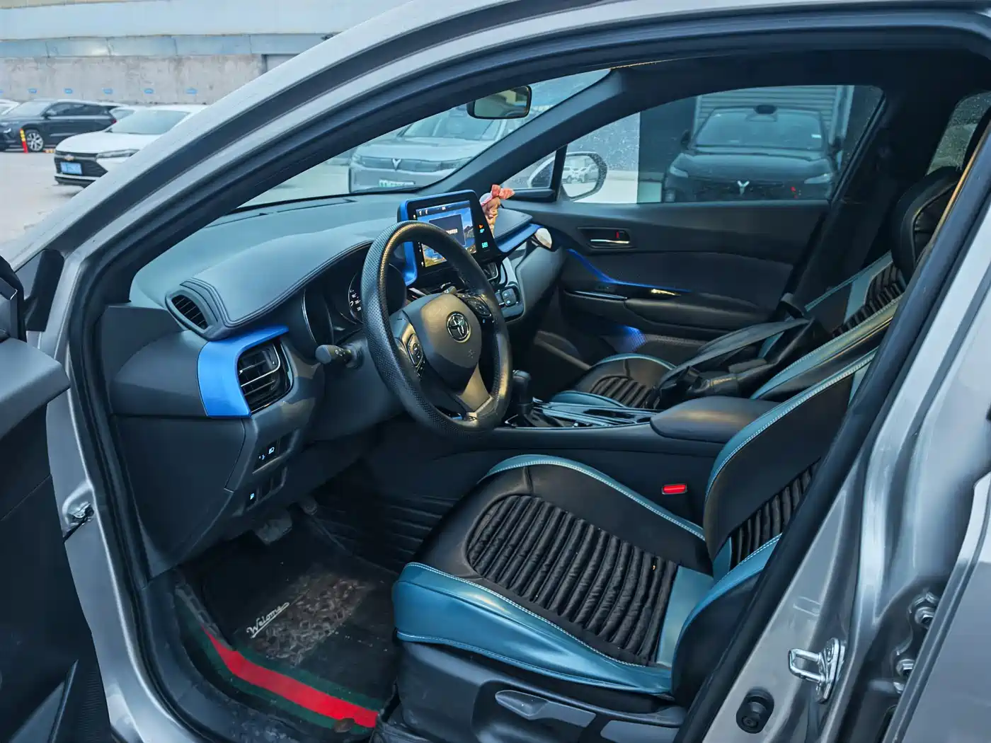 Toyota IZOA 2021 2.0L Yixiang Edition фото 9