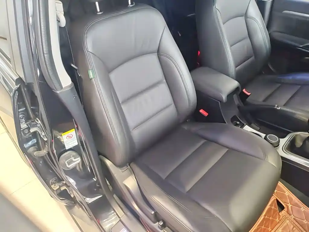 Haval H5 Classic 2019 2018 Classic 2.0T Diesel Manual 4WD Premium