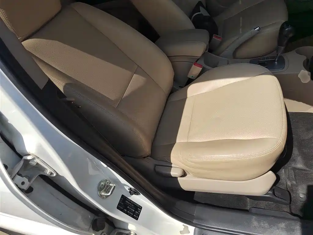 Kia Sportage 2013 2.0L Automatic 2WD GL фото 25