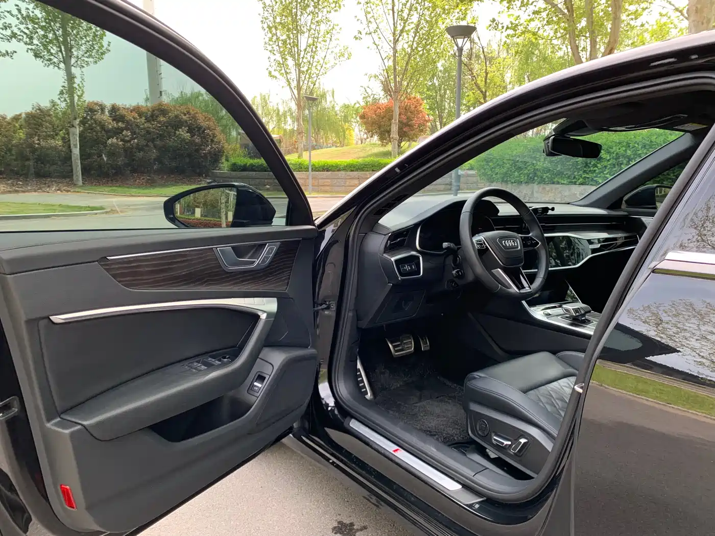 Audi A6L 2025 45 TFSI quattro Premium Sport фото 5