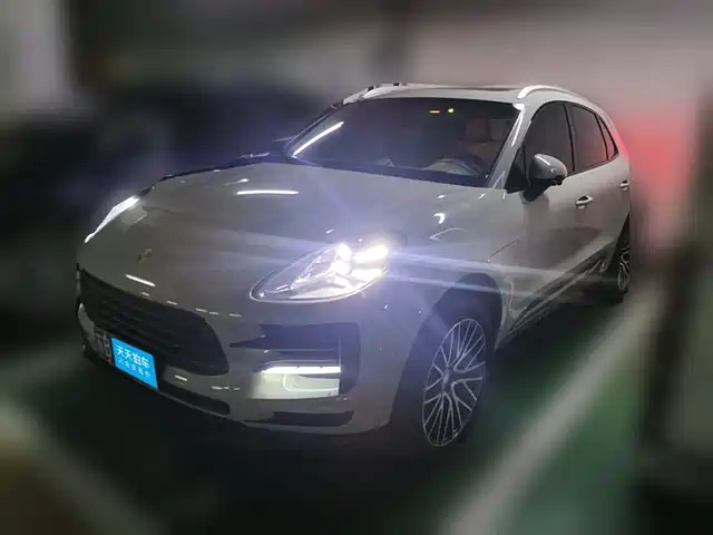 Porsche Macan 2014 Macan 2.0T — фото 1