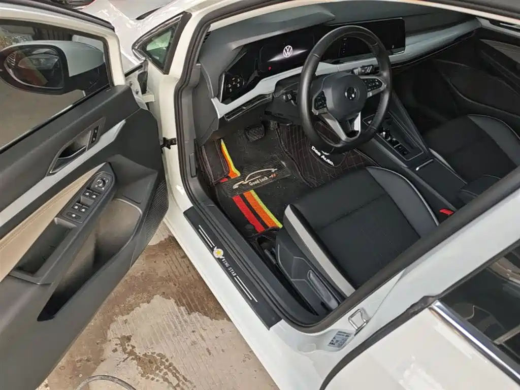 Volkswagen Golf 2021 280TSI DSG Pro фото 15