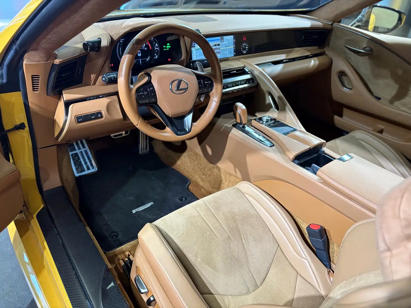 Lexus LC 2020 500h Sport Edition фото 11