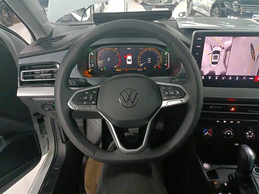 Volkswagen Lavida 2024 Model 1.5L Automatic Starlight 5 Million Edition фото 11