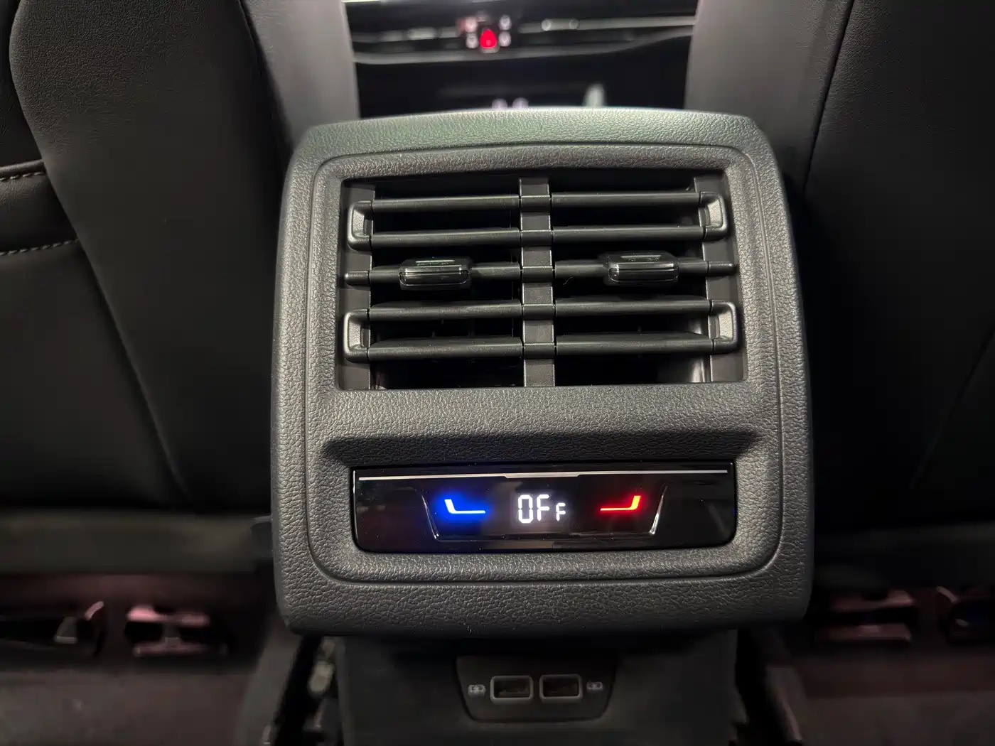  Volkswagen Golf 2023 Facelift 280TSI DSG R-Line Lite 25