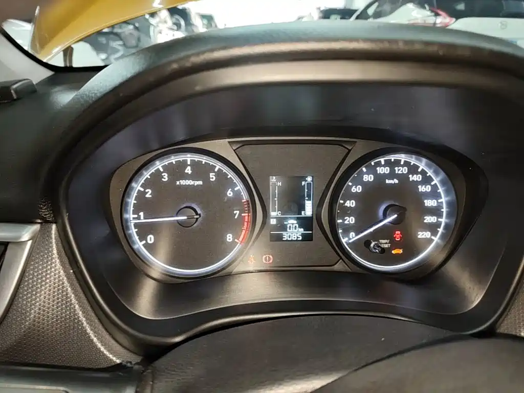 صورة 8 - Hyundai Verna