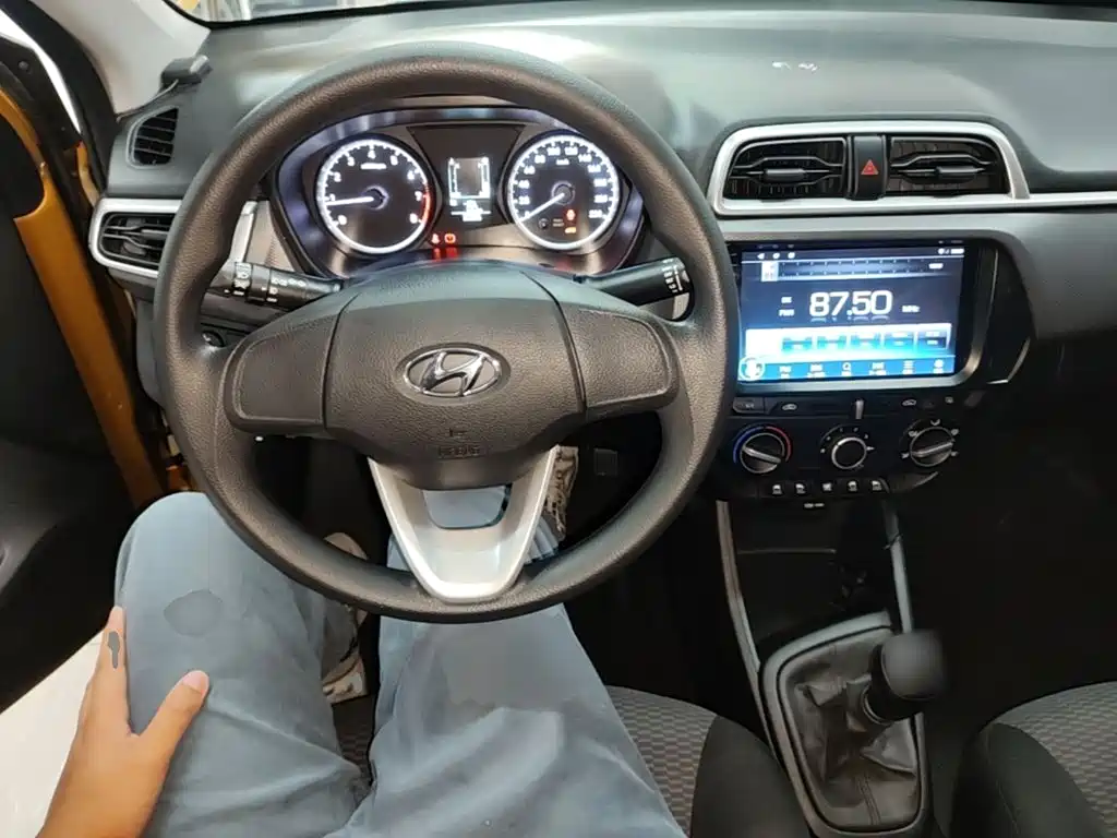 صورة 6 - Hyundai Verna