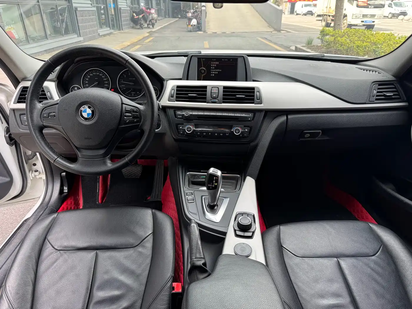 BMW 3 Series 2014 320i Fashion фото 7