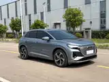 Photo 3 - Audi Q4 e-tron