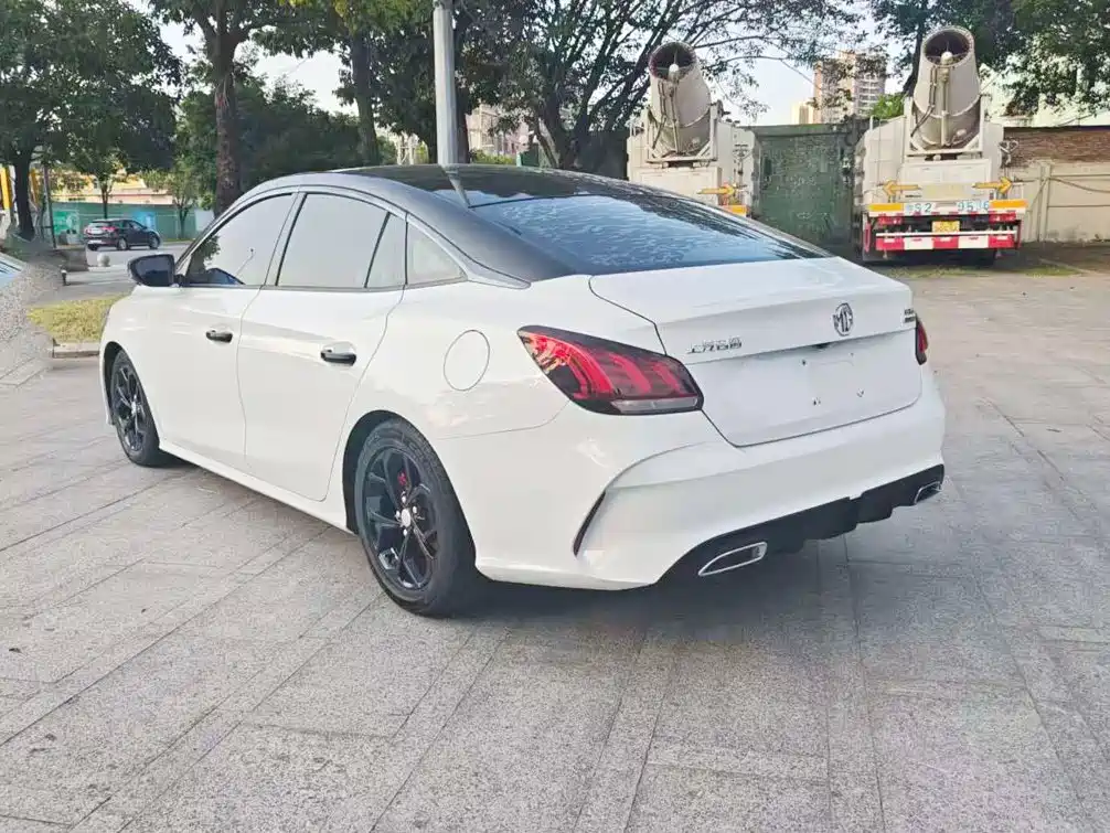 Photo 7 - MG MG5