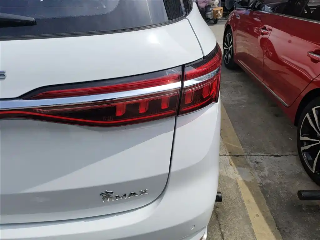 BYD Song MAX 2021 Upgrade 1.5T Automatic Luxury Edition 7-Seater фото 23