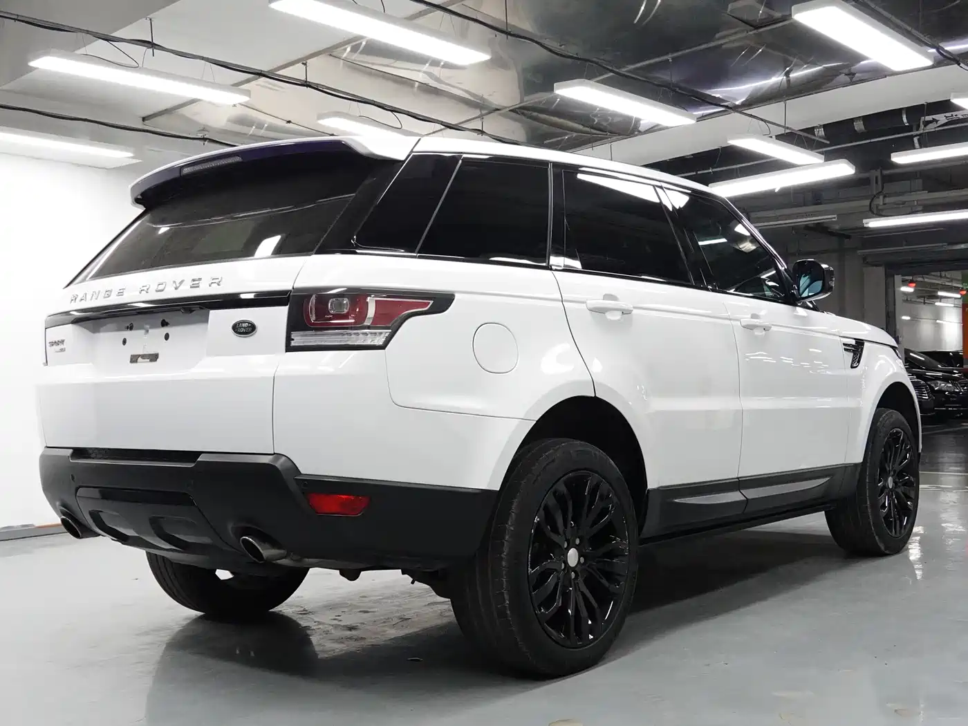 Land Rover Range Rover Sport 2015 3.0 SC V6 HSE DYNAMIC фото 5