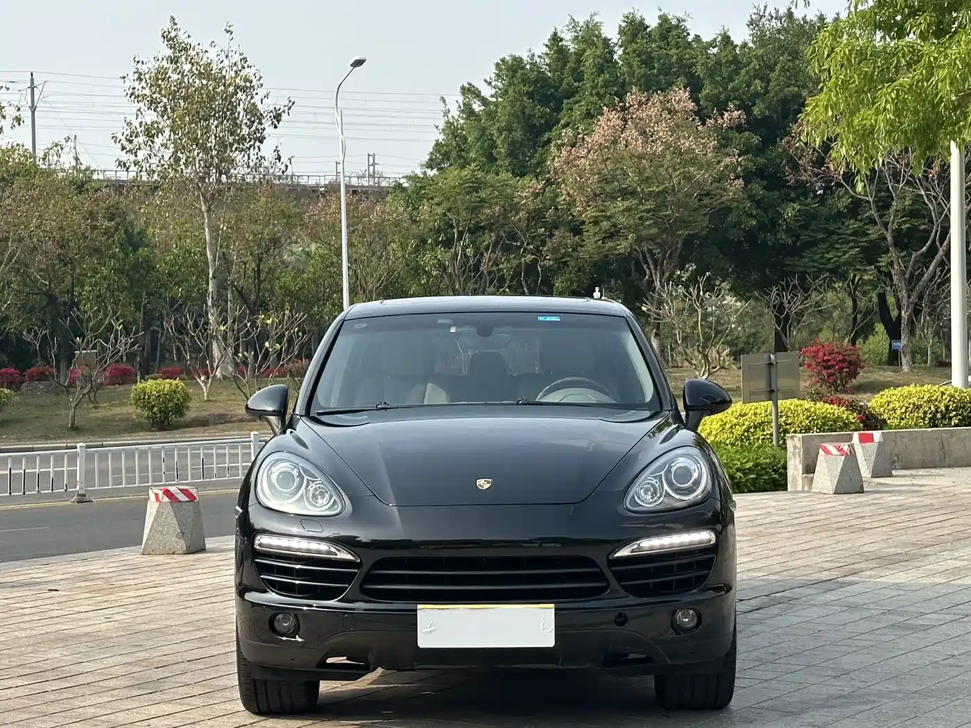 Porsche Cayenne 2011 Cayenne 3.0T фото 2