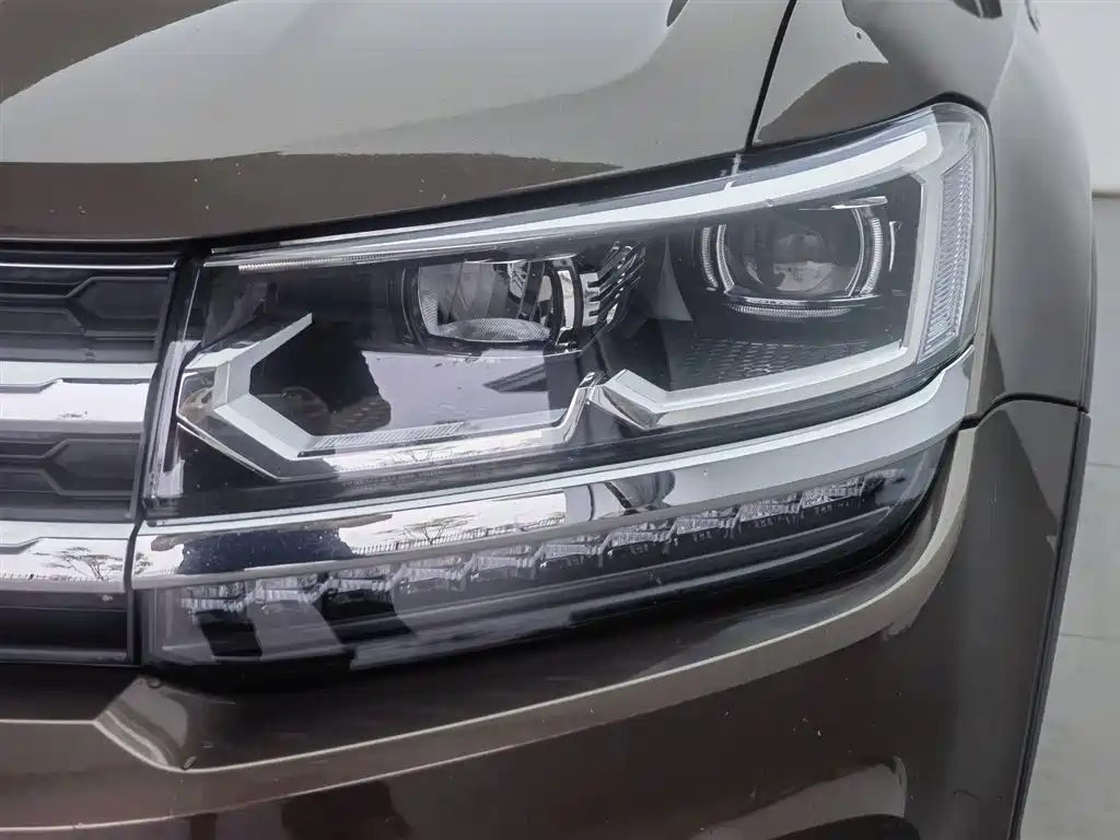 Volkswagen Tharu 2020 Facelift 330TSI 4WD Luxury PLUS Edition China VI фото 7