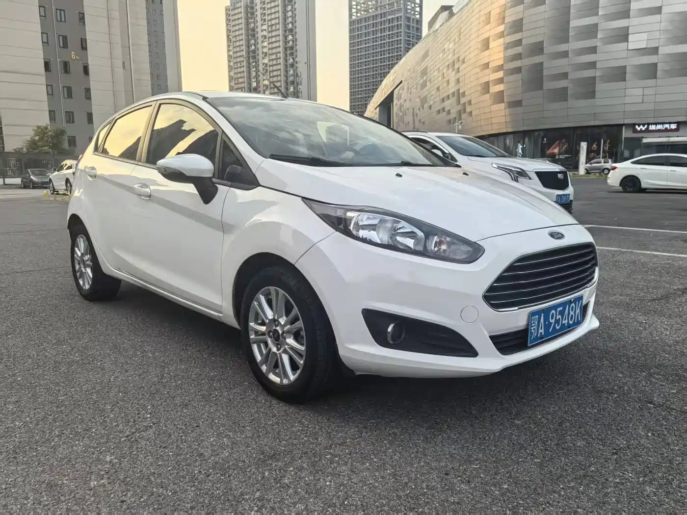 Ford Fiesta 2015 2013 Sedan 1.5L Automatic Elegance Model