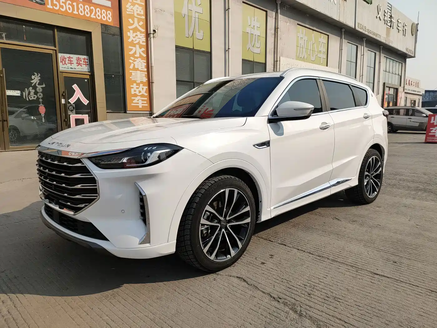  Jetour Jetour X70 PLUS 2023 1.6T DCT Champion PLUS 5-seater
