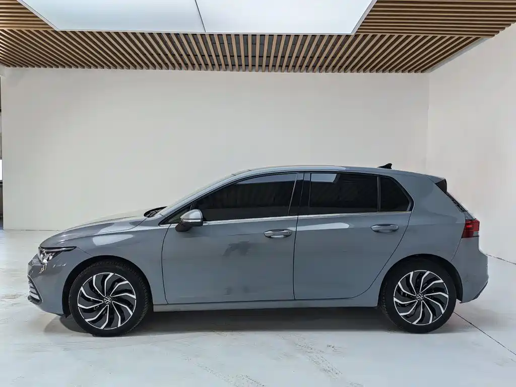 Volkswagen Golf 2024 2023 Facelift 280TSI DSG Pro