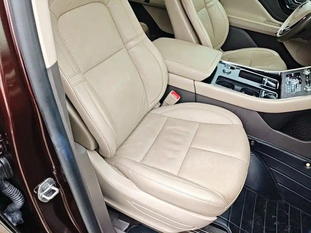 Lincoln Aviator (Import) 2020 2020 3.0T V6 AWD Premium Edition