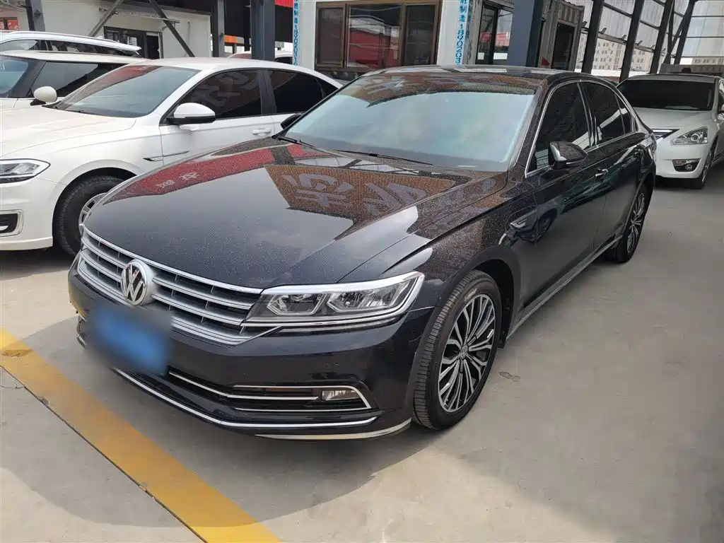 Volkswagen Phideon 2018 Facelift 380TSI FWD Business фото 2