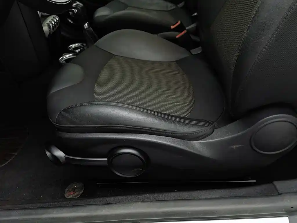 MINI CLUBMAN 2010 2007 1.6L COOPER Fun