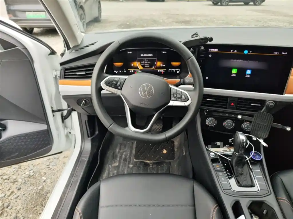 Volkswagen Bora 2025 200TSI DSG Joy Ride Navigation Edition фото 3