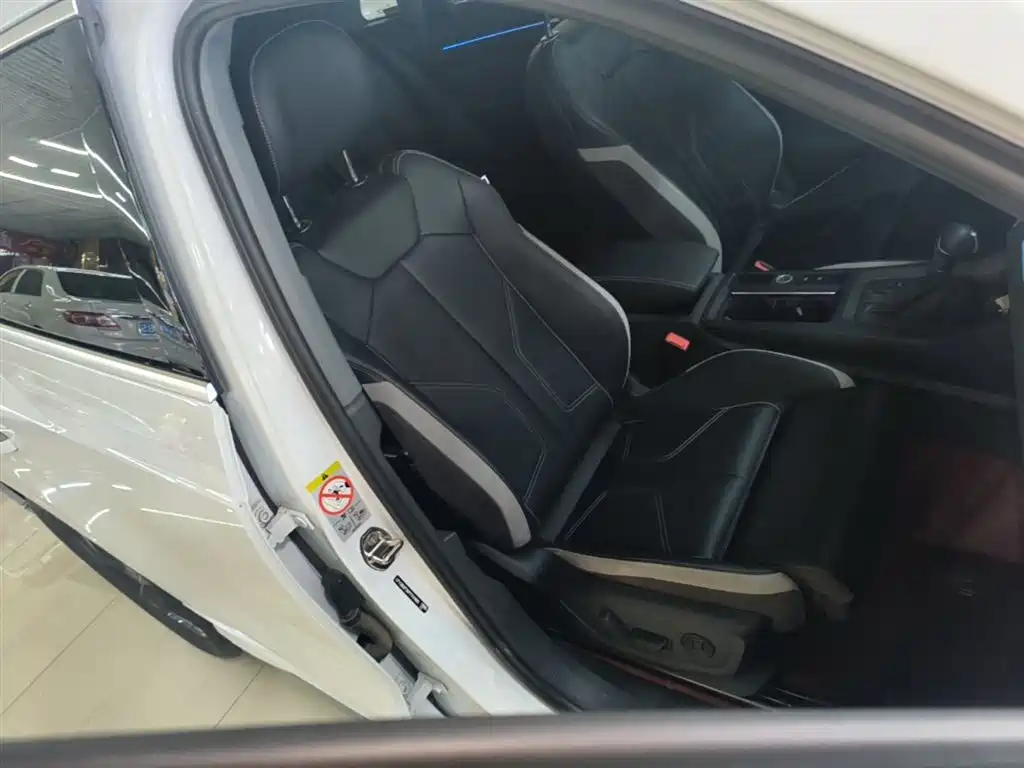 Audi Q3 2024 35 TFSI Fashion Sport фото 25