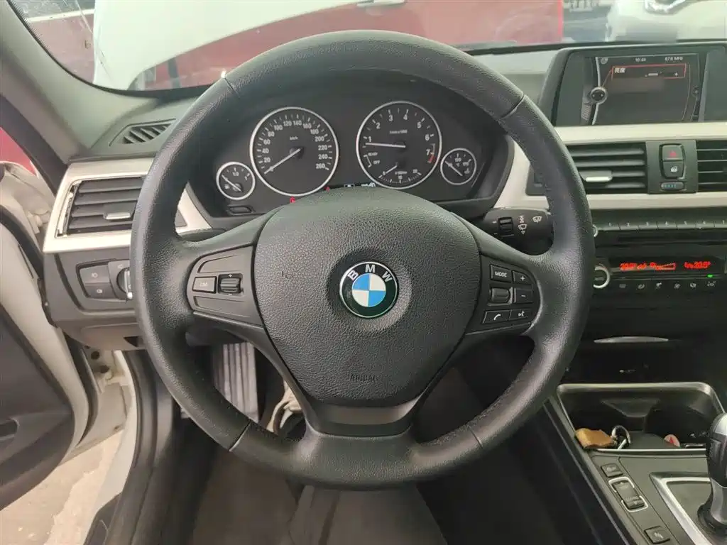 BMW 3 Series 2014 320Li Fashion фото 11