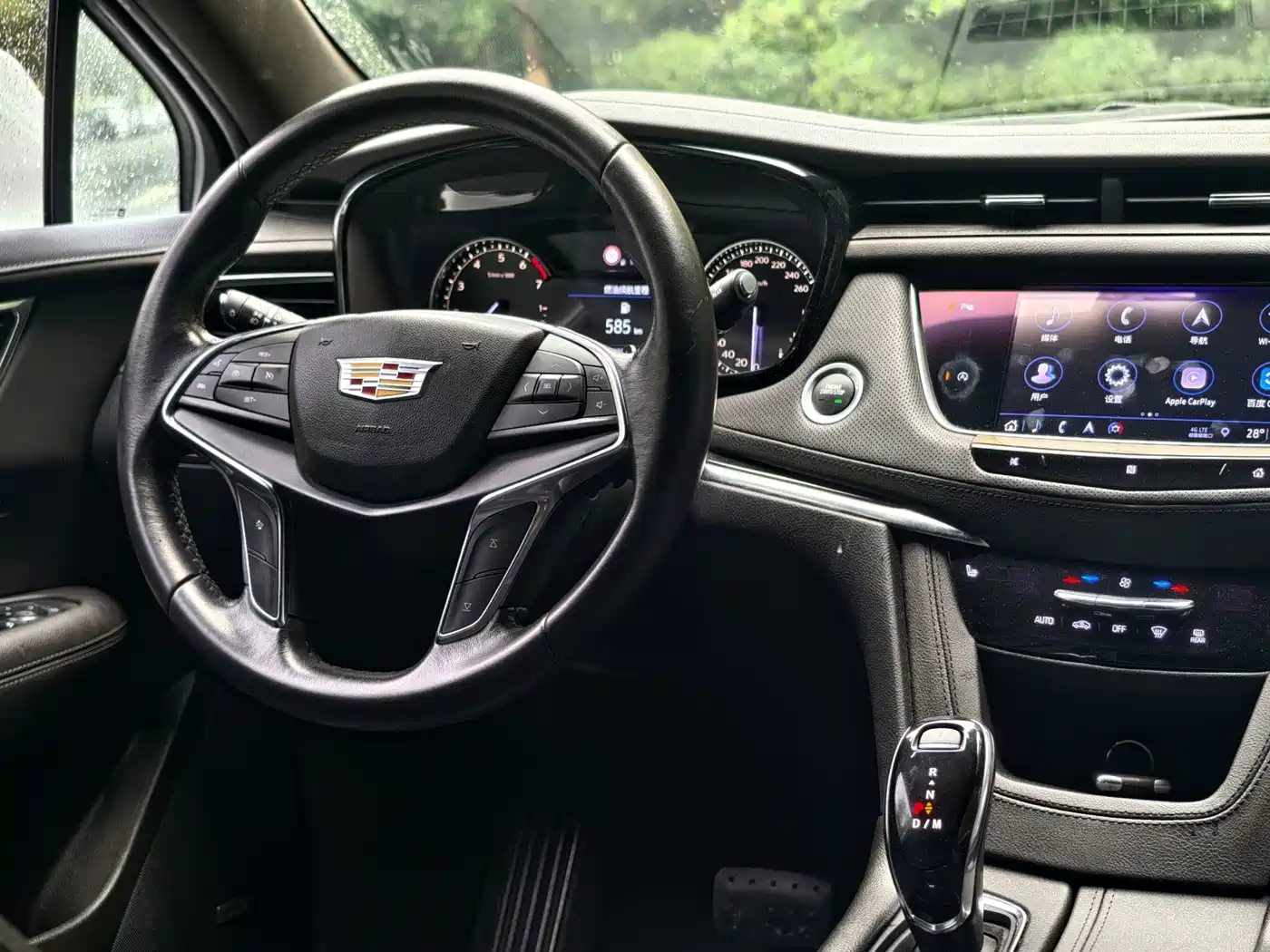 Photo 6 - Cadillac XT5