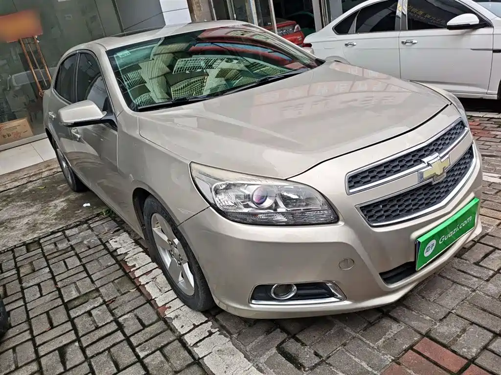 Chevrolet Malibu 2014 2.0L Automatic Comfort фото 4