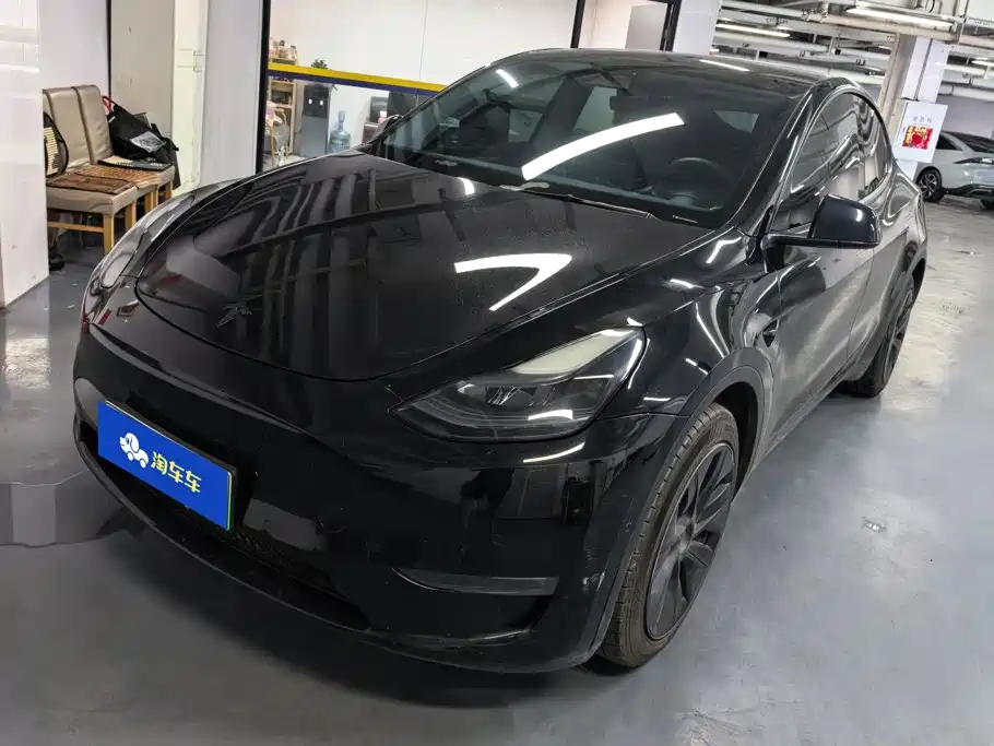 Tesla Model Y 2023 Long Range All-Wheel Drive Edition