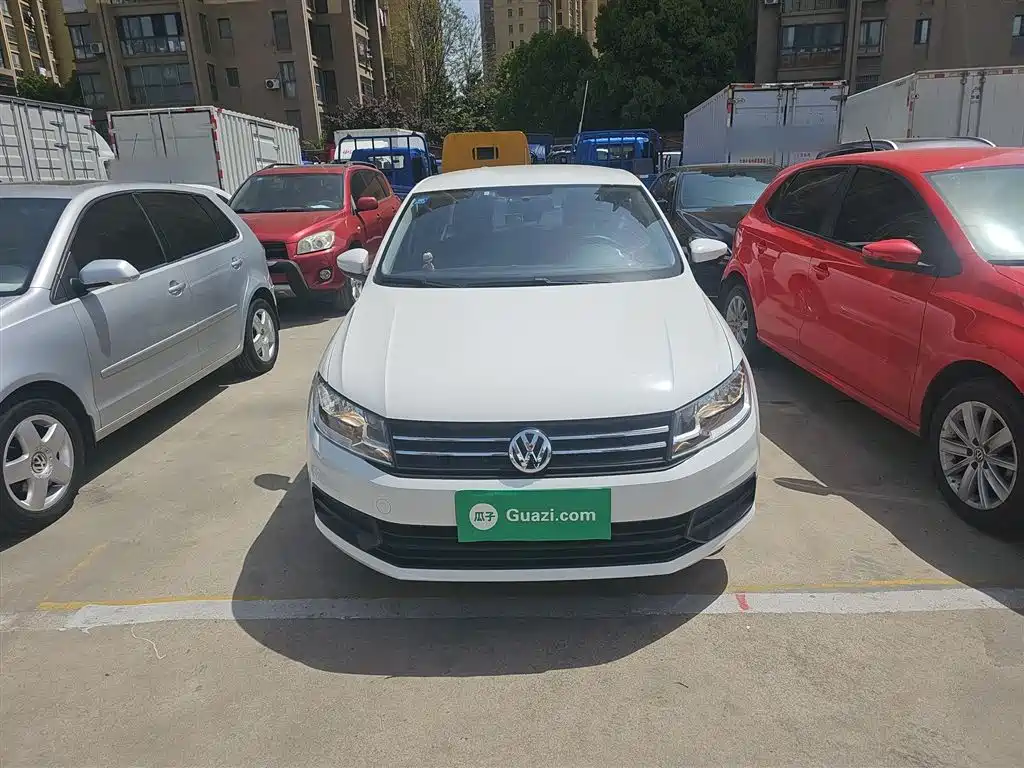 Volkswagen Santana 2016 1.6L Manual Trend Edition фото 3