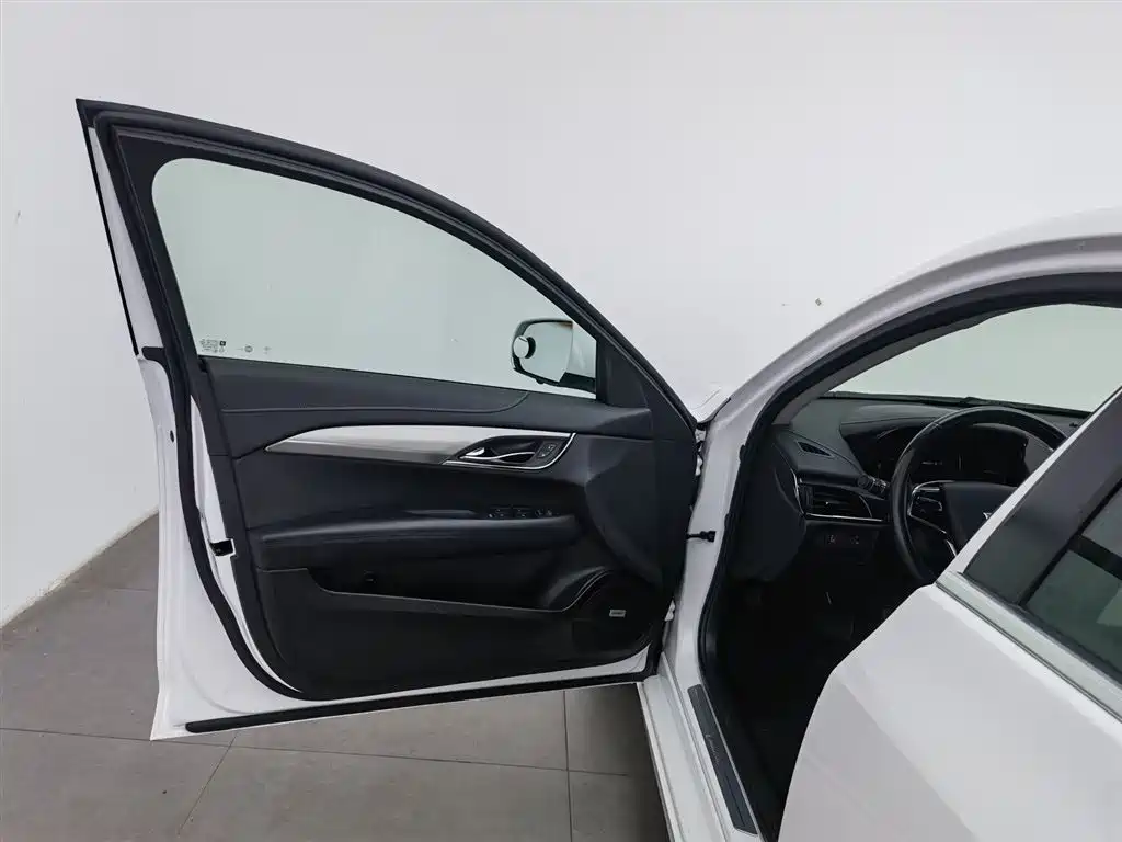 Cadillac ATS-L 2017 28T Technology фото 8
