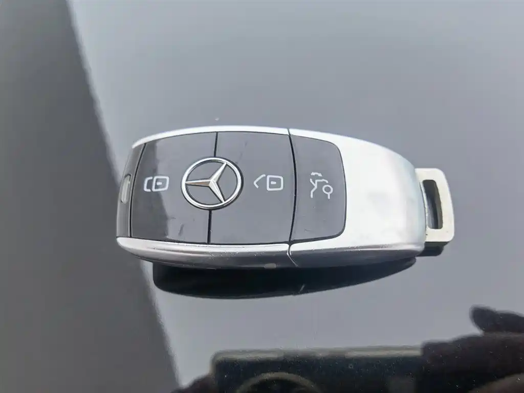 Mercedes-Benz E-Class 2022 Second Facelift E 300 L Fashion фото 19